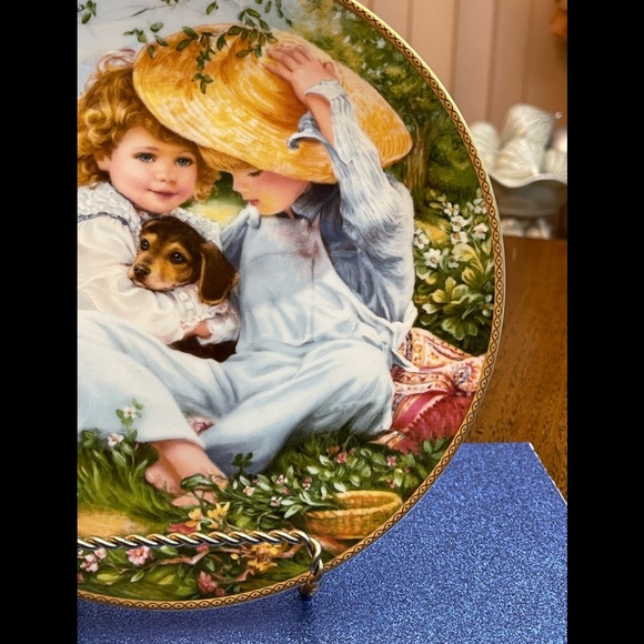 Vintage Collector Plate - Picture 3 of 11